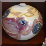 G16. Richard Q. Ritter handblown art glass vase.